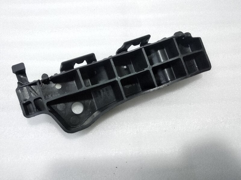 Guia Parachoque Delantero Derecho Original Para Hyundai New Santa Fe 2013 - 2015