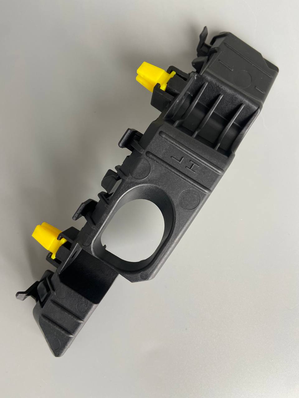 Guia Parachoque Delantero Derecho Para Hyundai Tucson Para Hyundai Tucson desde 2021Original